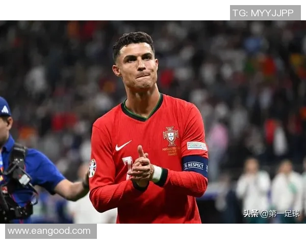 全球足坛最杰出的球员是谁 如何评选出最棒的足球明星